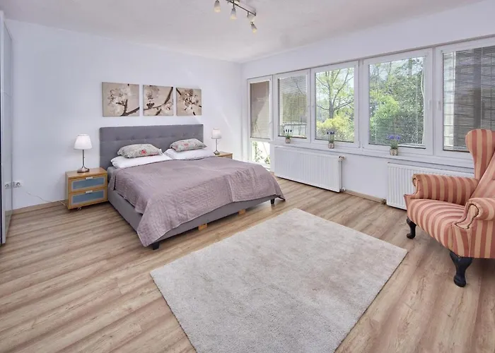 Appartement 2 Bedrooms, 2 Bathrooms & Garden Bratislava